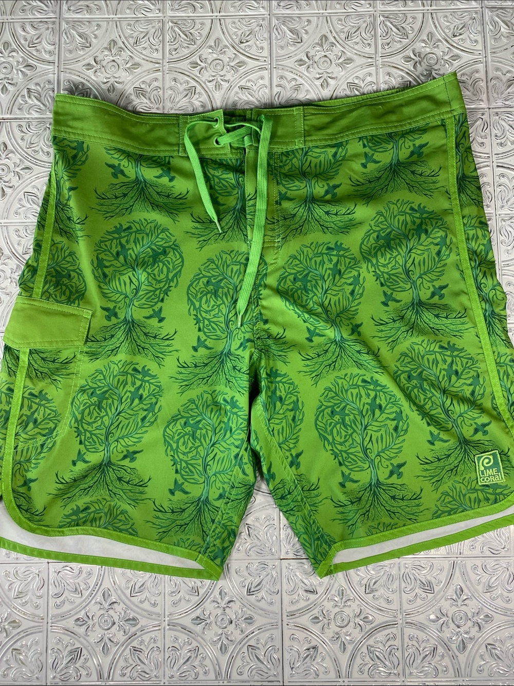 Lime Coral Board Shorts Mens 36 Green Tree Bird Print Swim Surf Beach Shorts